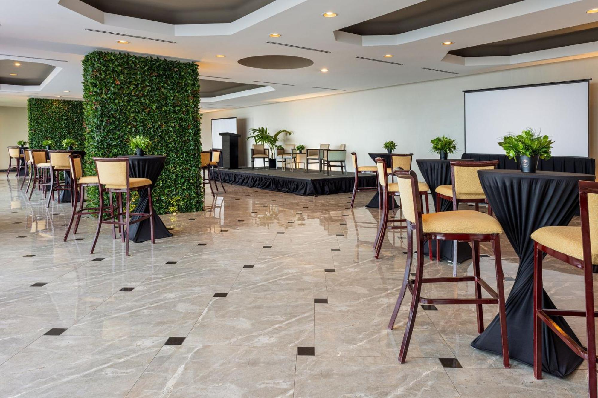 Intercontinental Miramar By Ihg Hotel